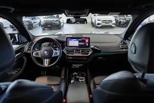 BMW X3 M40i M Sport Pro / Head-Up Display / Harman Kardon / El. Sitze