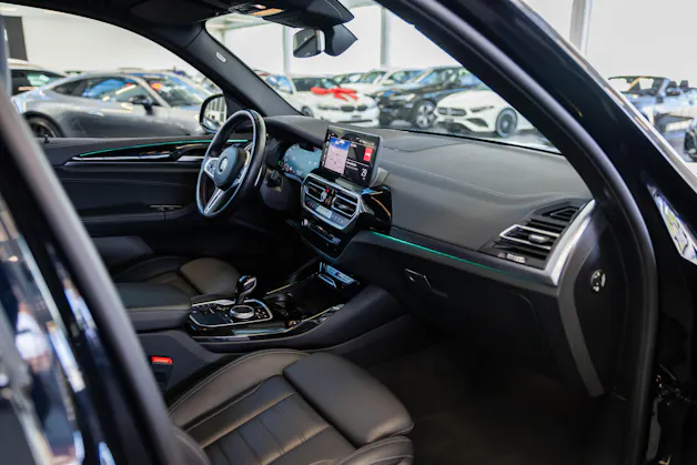 BMW X3 M40i M Sport Pro / Head-Up Display / Harman Kardon / El. Sitze