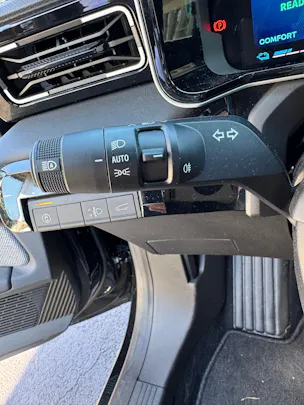 RENAULT R4 E-Tech Comfort Range 52 kWh Iconic