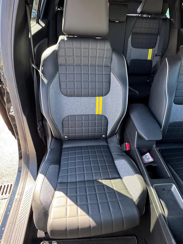 RENAULT R4 E-Tech Comfort Range 52 kWh Iconic