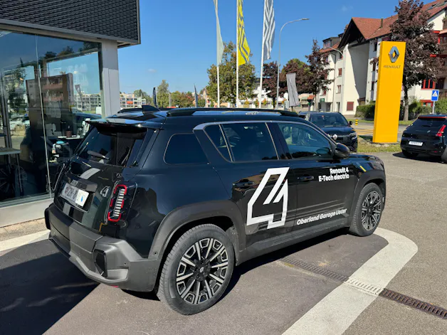 RENAULT R4 E-Tech Comfort Range 52 kWh Iconic
