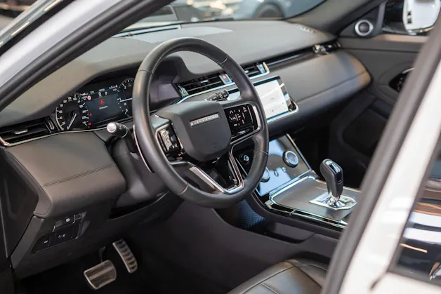 Land Rover Range Rover Evoque 2.0 D 165 R-Dynamic SE / Meridian Sound / Rückfahrkamera