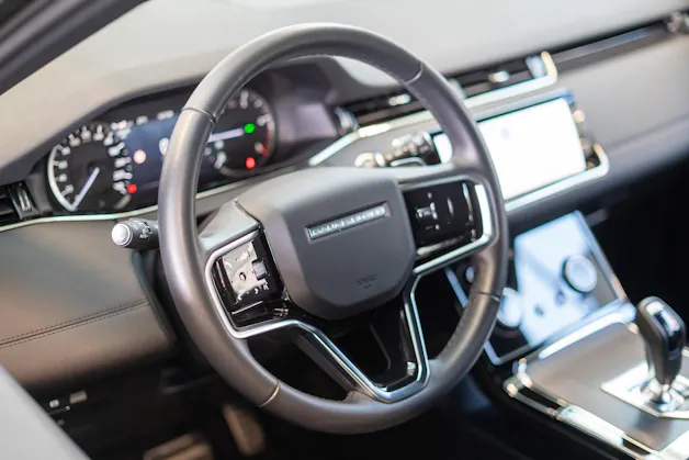 Land Rover Range Rover Evoque 2.0 D 165 R-Dynamic SE / Meridian Sound / Rückfahrkamera