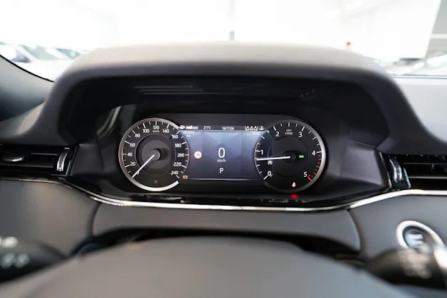Land Rover Range Rover Evoque 2.0 D 165 R-Dynamic SE / Meridian Sound / Rückfahrkamera