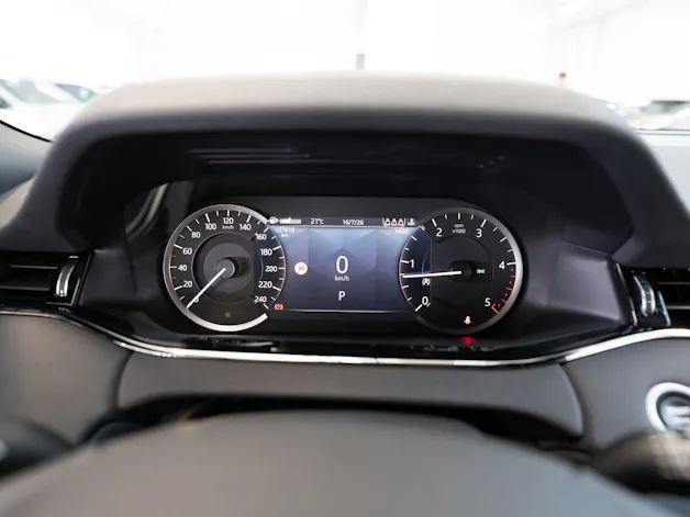Land Rover Range Rover Evoque 2.0 D 165 R-Dynamic SE / Meridian Sound / Rückfahrkamera