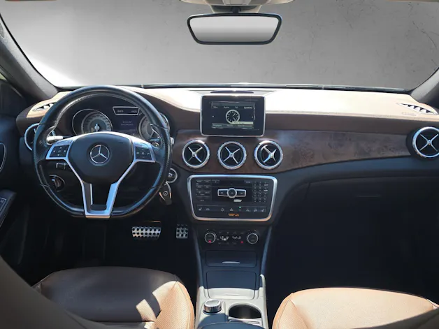MERCEDES-BENZ GLA 250 AMG Line 4Matic 7G-DCT