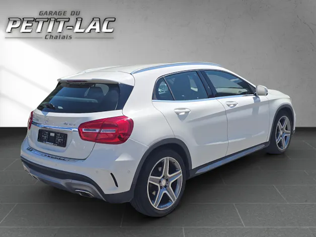 MERCEDES-BENZ GLA 250 AMG Line 4Matic 7G-DCT