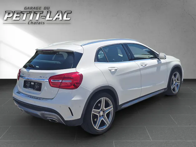 MERCEDES-BENZ GLA 250 AMG Line 4Matic 7G-DCT