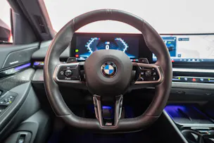 BMW 520i M Sport / Head-Up / Harman Kardon / 360° Kamera