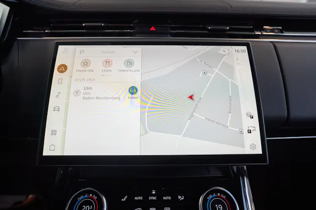 Land Rover Range Rover Sport 3.0 I6 300 HSE Dynamic
