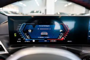 BMW M4 Competition xDrive Cabrio LCI / Head-Up Display / Harman Kardon / 360° Kamera