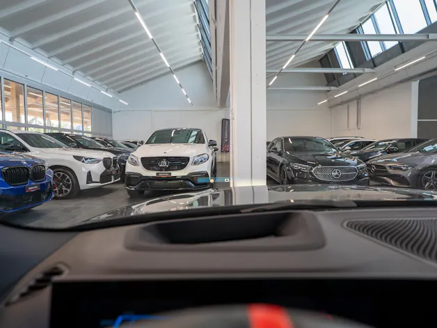 BMW M4 Competition xDrive Cabrio LCI / Head-Up Display / Harman Kardon / 360° Kamera