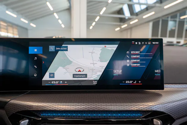 BMW M4 Competition xDrive Cabrio LCI / Head-Up Display / Harman Kardon / 360° Kamera