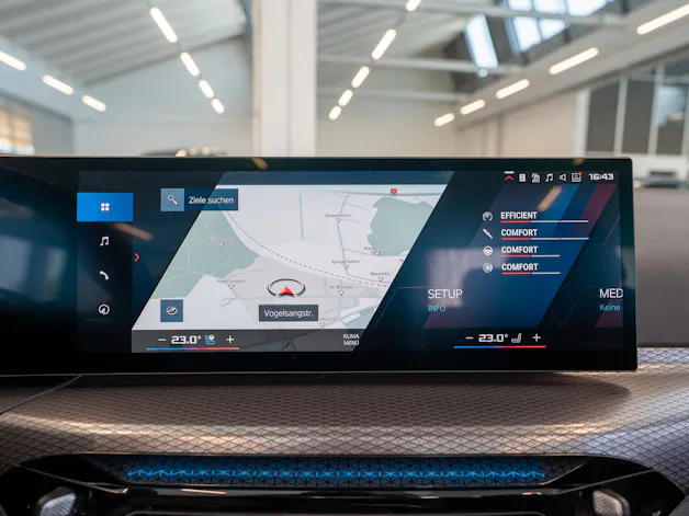 BMW M4 Competition xDrive Cabrio LCI / Head-Up Display / Harman Kardon / 360° Kamera