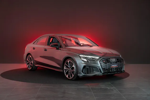 AUDI S3 Limousine 2.0 TFSI quattro S-Tronic / / Virtual Cockpit / Abstand-tempomat / Sitzheizung