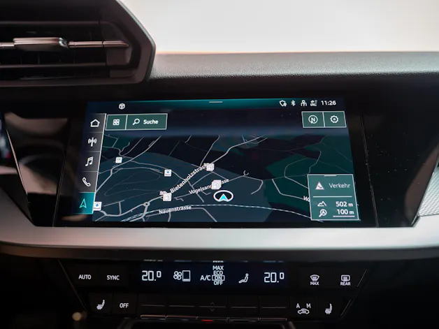 AUDI S3 Limousine 2.0 TFSI quattro S-Tronic / / Virtual Cockpit / Abstand-tempomat / Sitzheizung
