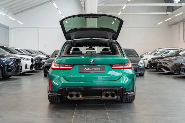 BMW M3 Competition xDrive Touring / LCI / Carbon Paket / Alcantara Lenkrad /
