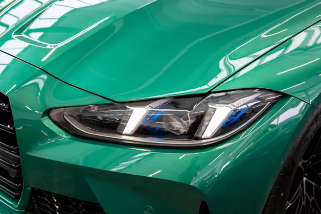 BMW M3 Competition xDrive Touring / LCI / Carbon Paket / Alcantara Lenkrad /