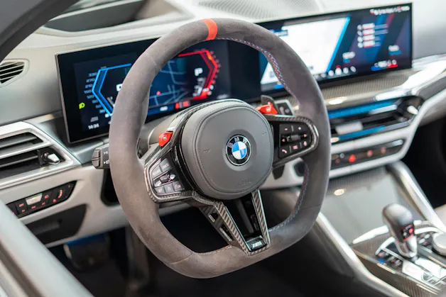 BMW M3 Competition xDrive Touring / LCI / Carbon Paket / Alcantara Lenkrad /