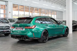 BMW M3 Competition xDrive Touring / LCI / Carbon Paket / Alcantara Lenkrad /