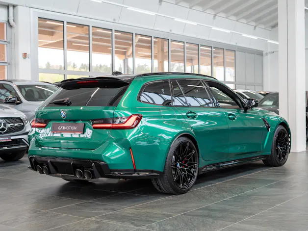 BMW M3 Competition xDrive Touring / LCI / Carbon Paket / Alcantara Lenkrad /