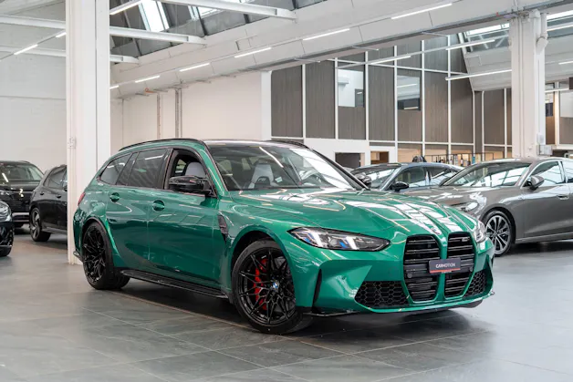BMW M3 Competition xDrive Touring / LCI / Carbon Paket / Alcantara Lenkrad /