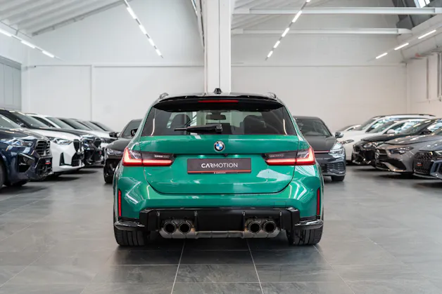 BMW M3 Competition xDrive Touring / LCI / Carbon Paket / Alcantara Lenkrad /