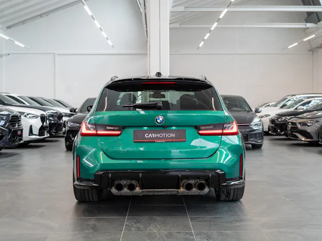 BMW M3 Competition xDrive Touring / LCI / Carbon Paket / Alcantara Lenkrad /