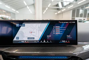 BMW M3 Competition xDrive Touring / LCI / Carbon Paket / Alcantara Lenkrad /