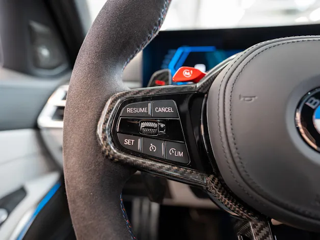 BMW M3 Competition xDrive Touring / LCI / Carbon Paket / Alcantara Lenkrad /