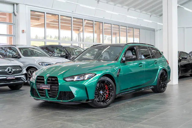 BMW M3 Competition xDrive Touring / LCI / Carbon Paket / Alcantara Lenkrad /