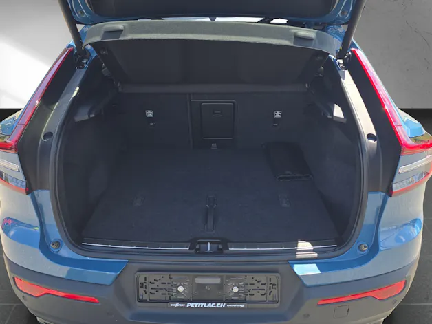 VOLVO C40 Recharge P8 Twin AWD Pure Electric Ultimate