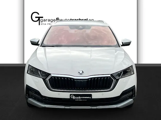 SKODA Octavia Combi 2.0 TDI DSG Scout 4x4