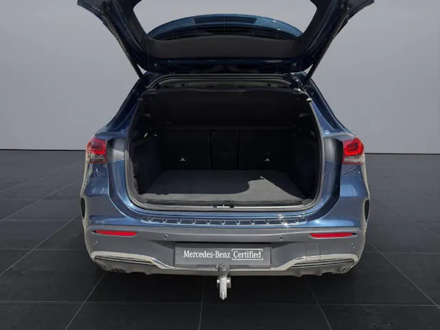 MERCEDES-BENZ EQA 300 Swiss Star AMG Line 4matic