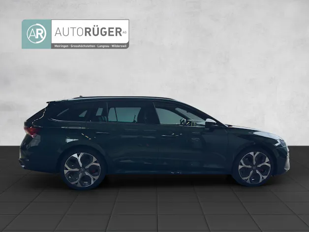SKODA SKODA Octavia RS 30 Years Edition