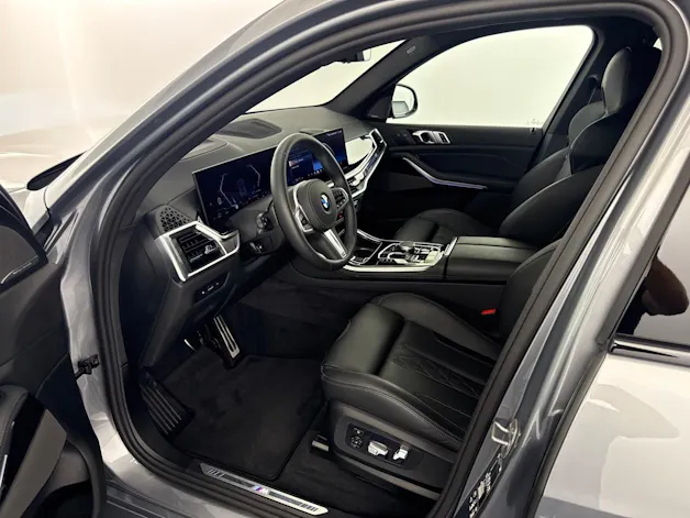 BMW X5 xD 48V 40d M Sport Pro ''7 Plätzer inkl. AHK & Standheizung''