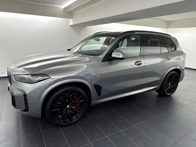 BMW X5 xD 48V 40d M Sport Pro ''7 Plätzer inkl. AHK & Standheizung''