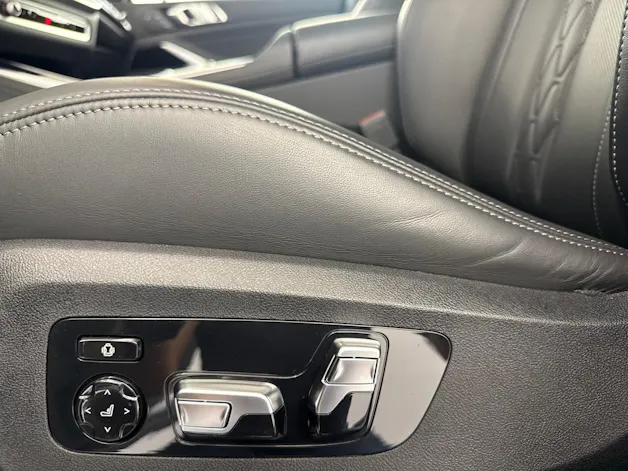 BMW X5 xD 48V 40d M Sport Pro ''7 Plätzer inkl. AHK & Standheizung''
