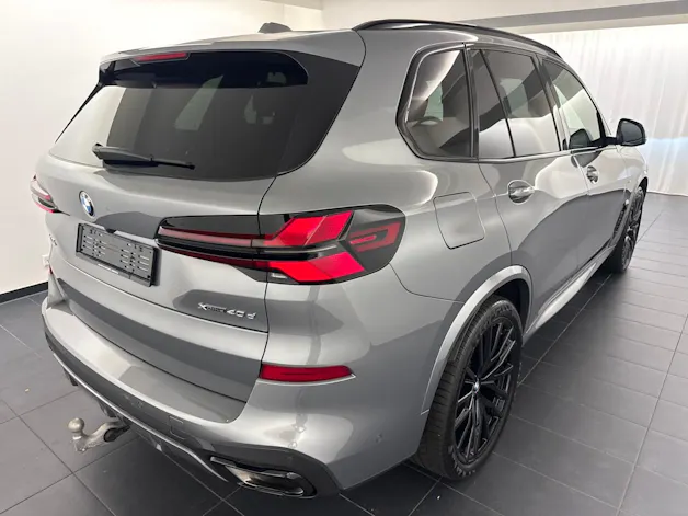 BMW X5 xD 48V 40d M Sport Pro ''7 Plätzer inkl. AHK & Standheizung''