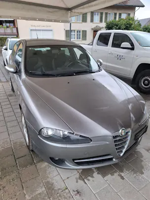 ALFA ROMEO 147 1.9 16V JTD Progression
