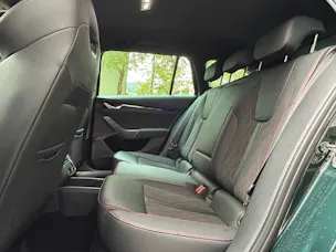 SKODA Octavia Combi 2.0 TSI DSG RS 30 Years Edition