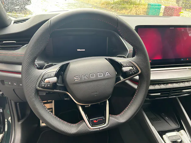 SKODA Octavia Combi 2.0 TSI DSG RS 30 Years Edition