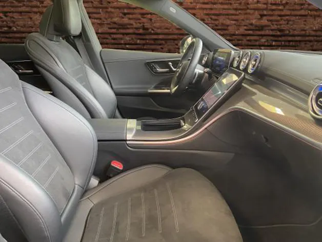 MERCEDES-BENZ C 200 T 4Matic AMG Line