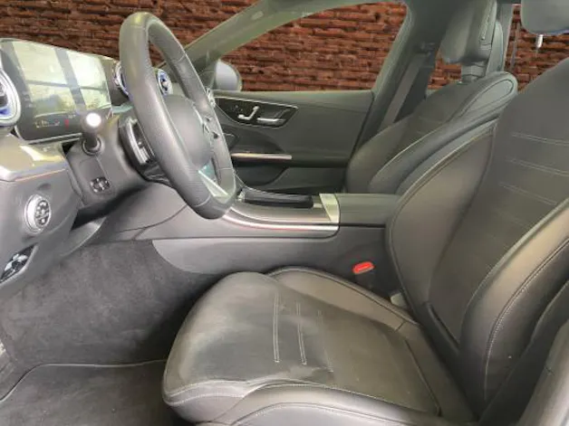 MERCEDES-BENZ C 200 T 4Matic AMG Line
