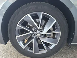 SKODA Enyaq iV 80x SportLine