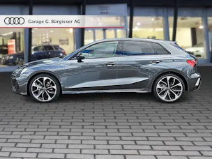 AUDI A3 Sportback TFSI 150 kW quattro S line S tronic Mythosschwarz Metallic