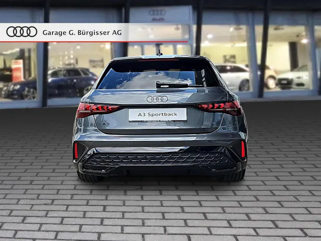 AUDI A3 Sportback TFSI 150 kW quattro S line S tronic Mythosschwarz Metallic