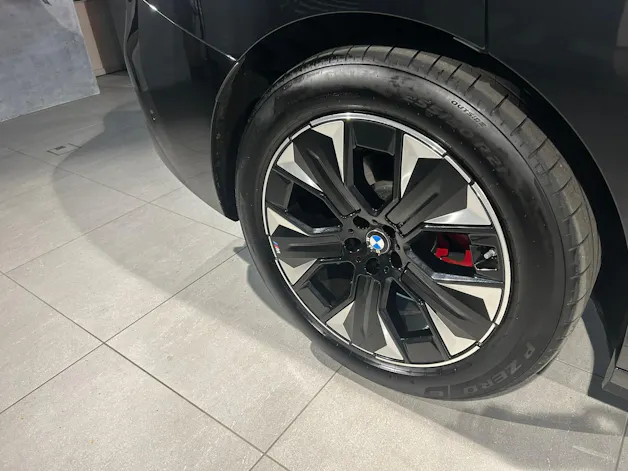 BMW iX xDrive60 M Sport Pro