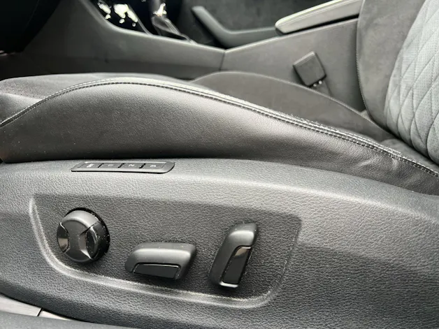 SKODA Superb Combi 2.0 TSI SportLine+ DSG 4x4
