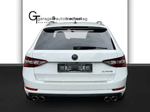 SKODA Superb Combi 2.0 TSI SportLine+ DSG 4x4